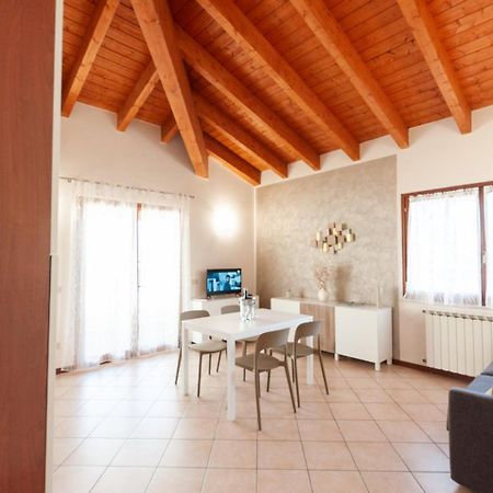 Dora'S Apartment Desenzano del Garda Kültér fotó