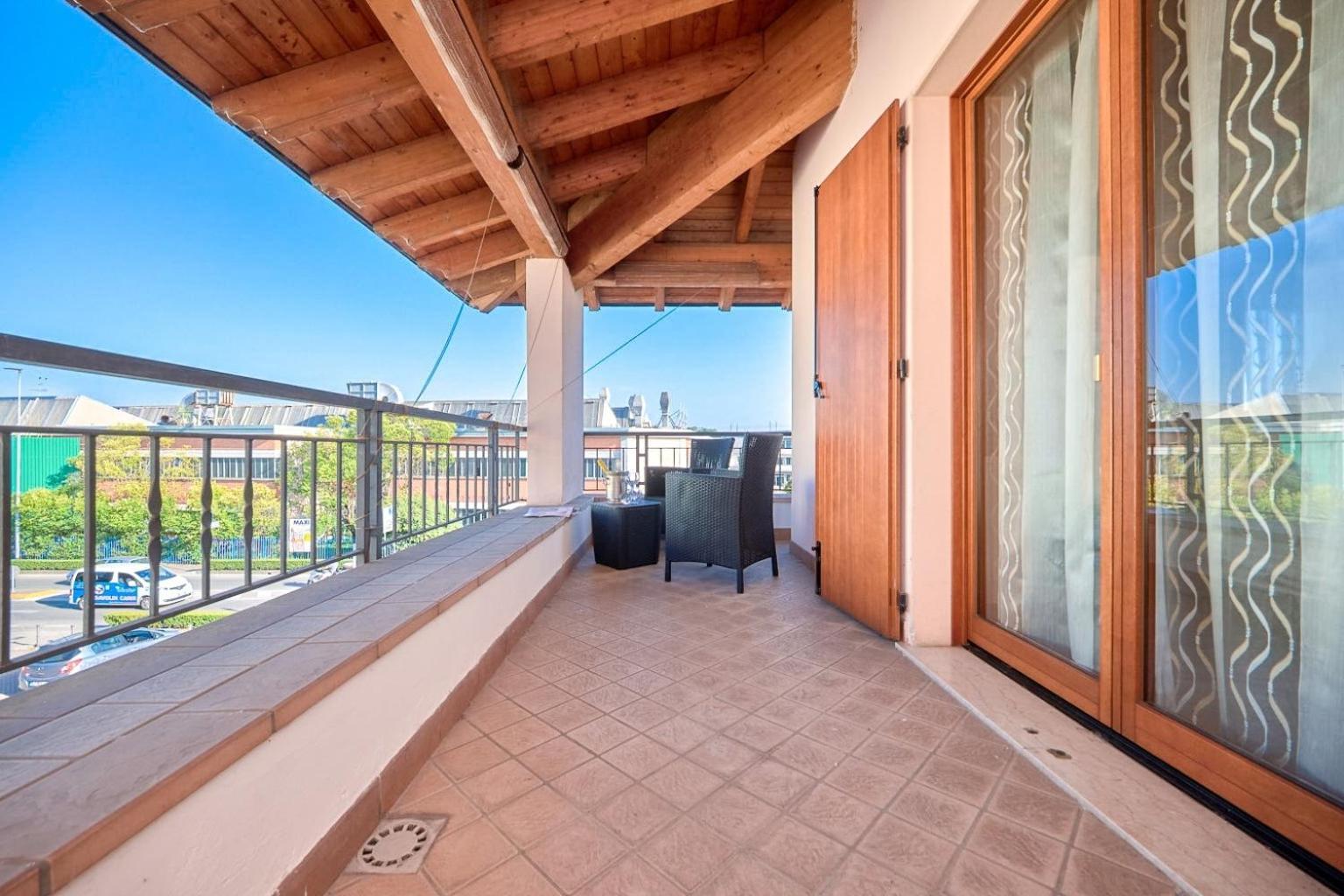 Dora'S Apartment Desenzano del Garda Kültér fotó